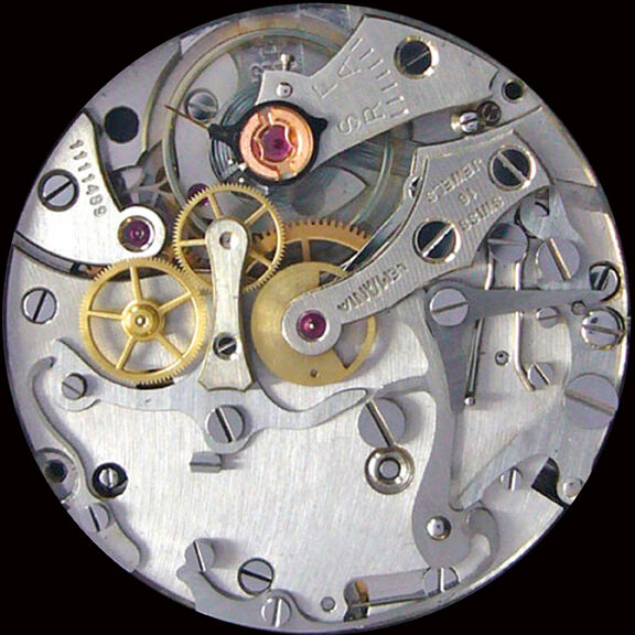 Calibre Lémania 2225, chronographe mécanique de l’armée suédoise (TG195)